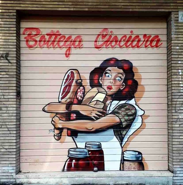 graffiti-su-serranda-negozio-alimentari